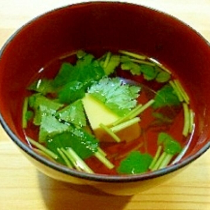 卵豆腐と三つ葉のお吸い物 レシピ 作り方 By 花ソレイユ 楽天レシピ 卵豆腐と三つ葉のお吸い物 レシピ 作り方 By 花ソレイユ 楽天レシピ